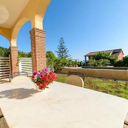 Cilento Loft With Private Pool Σπίτι διακοπών *
